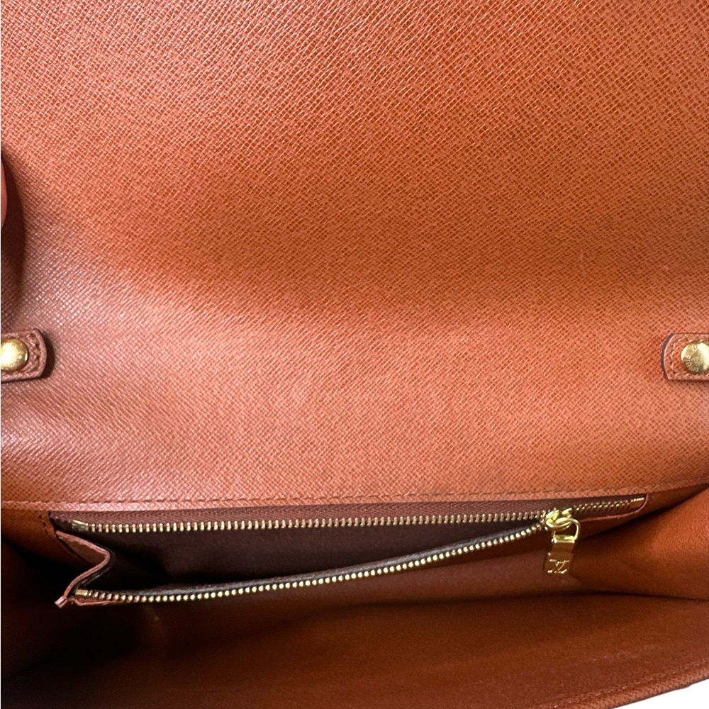 ❤️❤️sold❤️❤️Louis Vuitton Vintage Monogram Crossbody Bag with Tan Strap - Picture 7 of 8